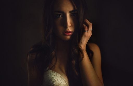 Обои на рабочий стол Девушка с длинными волосами, by The Photo Fiend