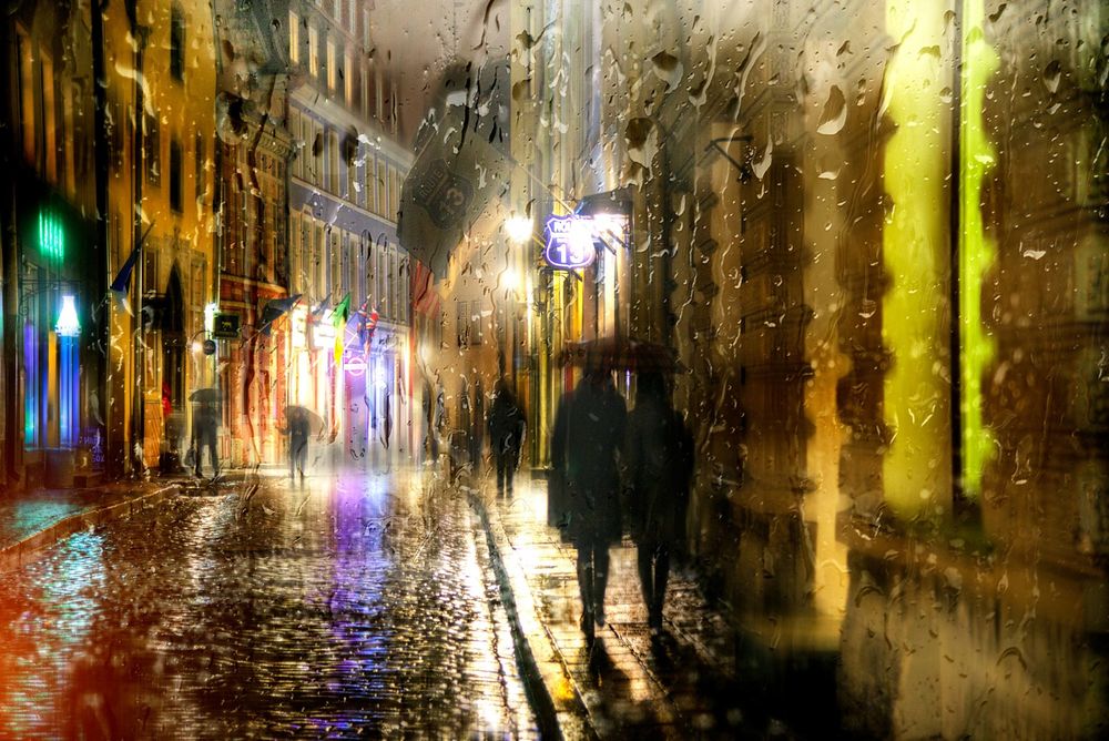 Обои для рабочего стола Работа Ночной дождливый Таллин, фотограф Ed Gordeev