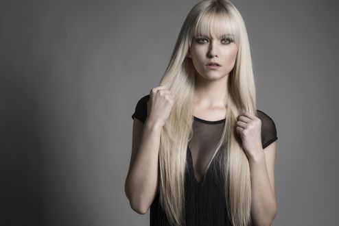 Обои на рабочий стол Miriam модель блондинка