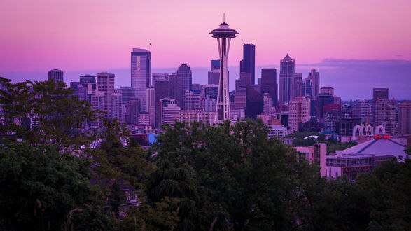Обои на рабочий стол Вечерний вид на город Сиэтл / Seattle, штат Вашингтон / Washington, США / USA