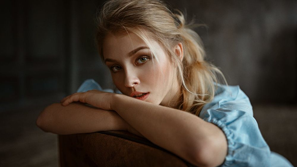 Обои для рабочего стола Модель Алиса, фотограф Георгий Чернядьев