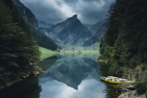 Обои на рабочий стол Чудное место в Switzerland / Швейцарии, фотограф Johannes Hulsch