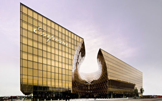 Обои на рабочий стол Здание торгового центра Emporia, Malme, Sweden / Мальме, Швеция