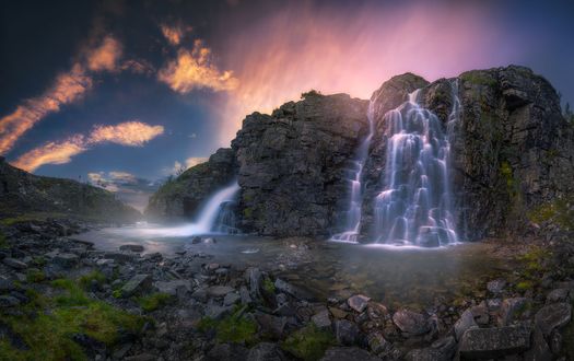 Обои на рабочий стол Водопад Brudesl&;ret в национальном парке Рондане, фотограф Ole Henrik Skjelstad