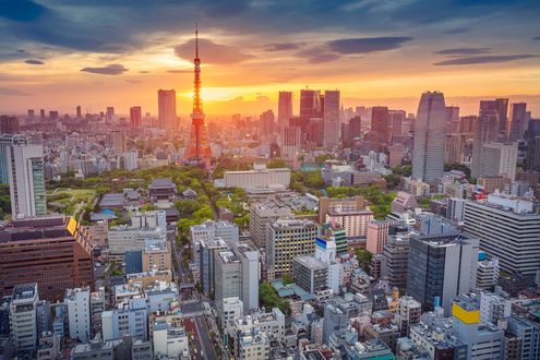 Обои на рабочий стол Панорама сверху на рассвет в Токио / Tokyo с телебашней, Япония / Japan