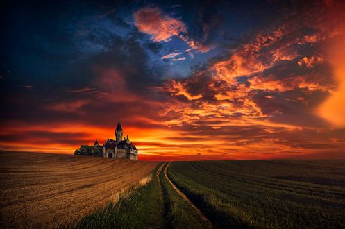 Обои на рабочий стол Замок на фоне заката, фотограф hmetoch inadias