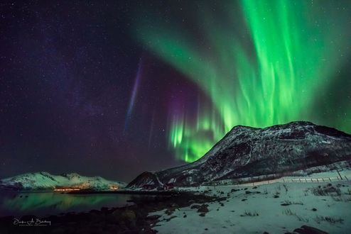 Обои на рабочий стол Северное сияние на небе, фотограф Derek Burdeny
