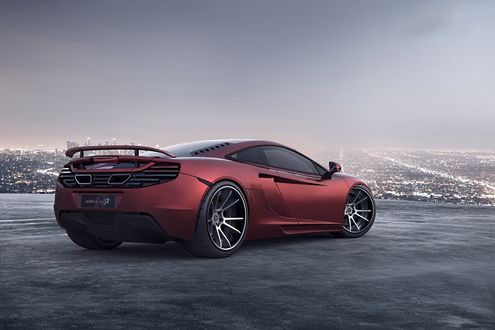 Обои на рабочий стол Суперкар McLaren MP4 / 12 на фоне города