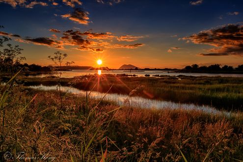 Обои на рабочий стол Закат на реке Samish, фотограф Thomas Kong