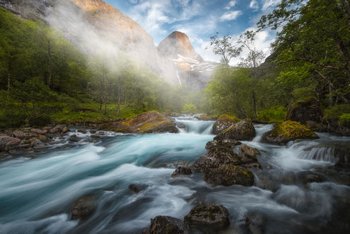Обои на рабочий стол Долина Romsdalen, Norway / Ромсдален, Норвегия фотограф Ole Henrik Skjelstad