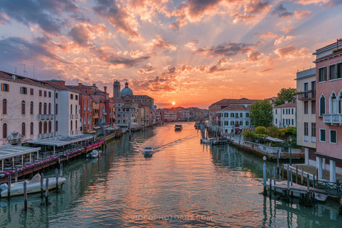 Обои на рабочий стол Grand Canal, Italian / Большой канал на рассвете, Италия, by videophotoart com