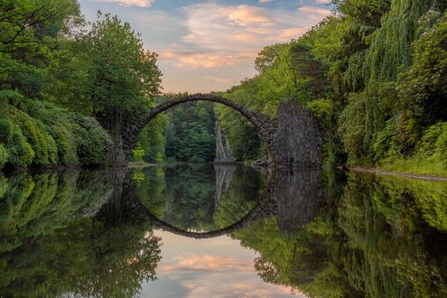 Обои на рабочий стол Чертов мост в Габленц, Rakotzbrucke, Germanу / Германия, фотограф Martin WorsГеe Jensen