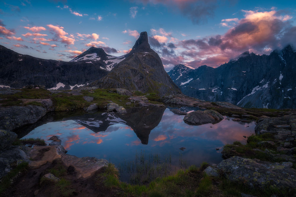 Обои для рабочего стола Romsdalen, Norway / Ромсдален, Норвегия, фотограф Ole Henrik Skjelstad