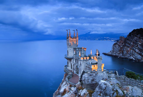 Обои на рабочий стол Башня Ласточкино гнездо, город Ялта, Крым / Yalta, Crimea