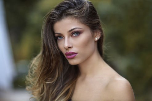 Обои на рабочий стол Красивая сероглазая девушка, фотограф jessica napolitano