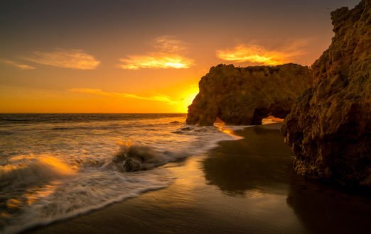 Обои на рабочий стол El Matador beach, California / Пляж Эль-Матадор, Калифорния, фотограф Serge Ramelli