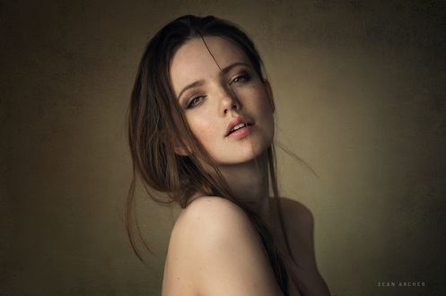 Обои на рабочий стол Модель Надя позирует фотографу, фотограф Sean Archer