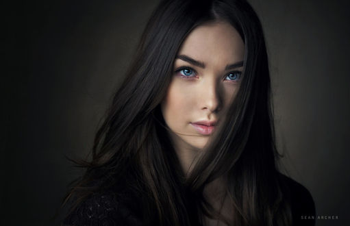 Обои на рабочий стол Модель Саша с голубыми глазами, фотограф Sean Archer