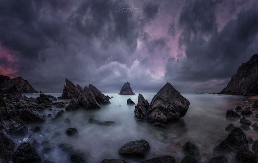 Обои на рабочий стол Горные образования в воде под облачным небом, Portugal, Dreamscape / Португалия, Dreamscape, фотограф cmoon view