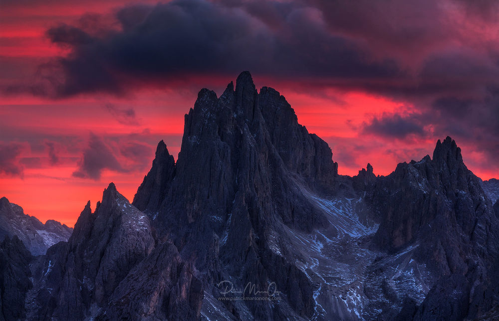 Обои для рабочего стола Вершины гор под штормовыми облаками, фотограф Patrick Marson Ong