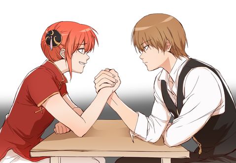 Обои на рабочий стол Сого Окита / Sougo Okita и Kagura соревнуются в армреслинг из аниме Гинтама / Gintama