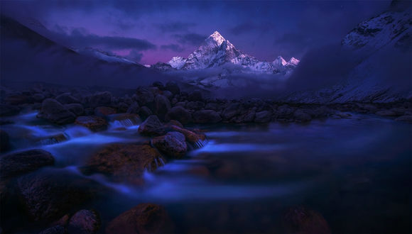 Обои на рабочий стол Ama Dablam, Himalayas, Nepal / Ама-Даблам - вершина в Гималаях, Непал, фотограф Max Rive