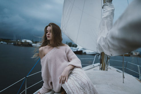 Обои на рабочий стол Модель Мэри на паруснике, фотограф Tatiana Mertsalova