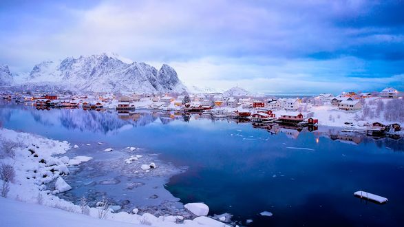 Обои на рабочий стол Деревня Reine / Рейне зимой, Norway / Норвегия