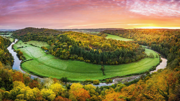 Обои на рабочий стол Ущелье Саймондс Ят / Symonds Yat и река Уай / Wye на восходе солнца, Великобритания / Great Britain, фотограф A Alsharhan