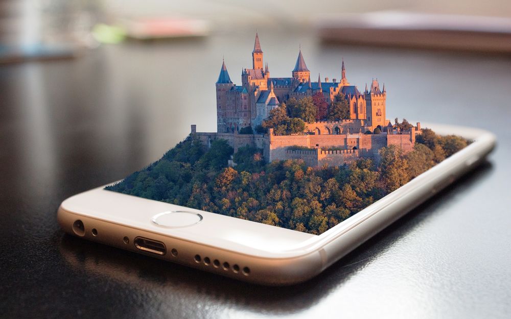 Обои для рабочего стола Замок Гогенцоллерн / Hohenzollern на смартфоне