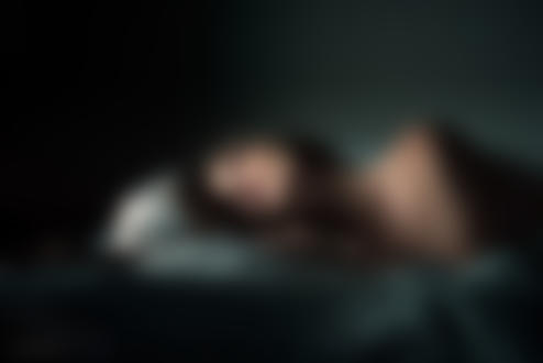Обои на рабочий стол Спящая обнаженная девушка, фотограф Mark Crislip