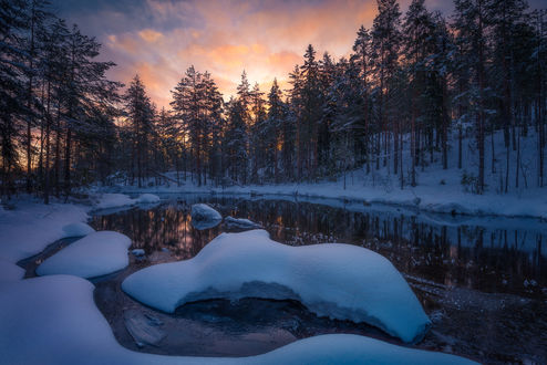 Обои на рабочий стол Зима на озере Ringerike, Norway / Ringerike, Норвегия. Фотограф Ole Henrik Skjelstad