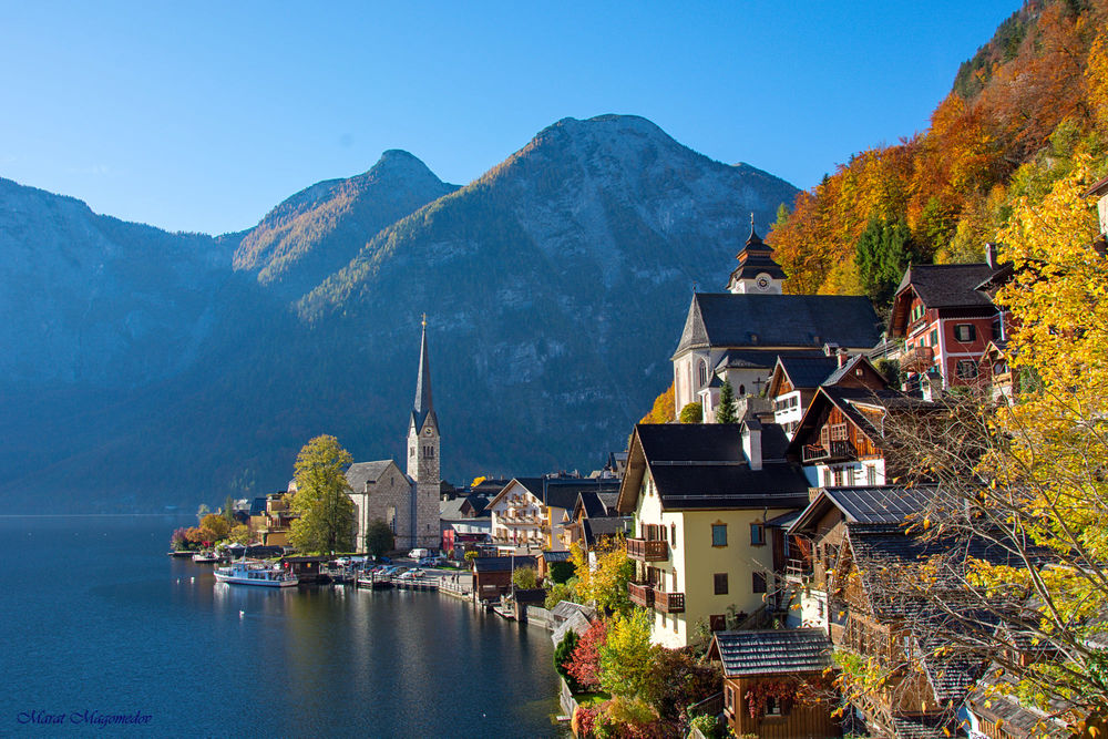 Обои для рабочего стола Деревушка Hallstat / Халльштатт в Австрии, у озера, фотограф Marat Magomedov
