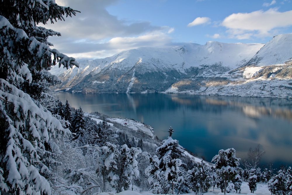 Обои для рабочего стола Пейзаж зимней природы в Hardanger, Norway / Хардангере, Норвегия, фотограф Eirik_B