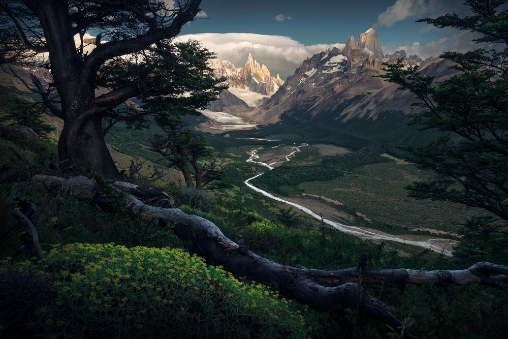 Обои для рабочего стола Объемный вид на ущелье в горах, фотограф Max Rive