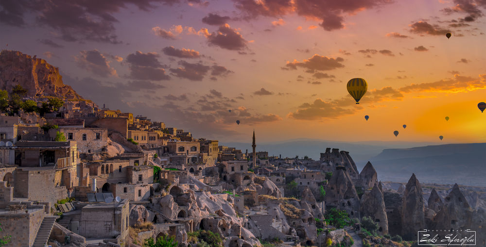 Обои для рабочего стола Воздушные шары в небе над городом, Турция, by Zeki Seferoglu