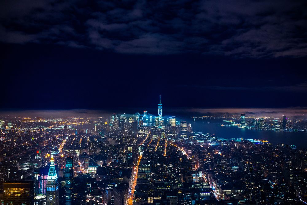 Обои для рабочего стола Вид с высоты на ночной Нью-Йорк / New York, США / USA