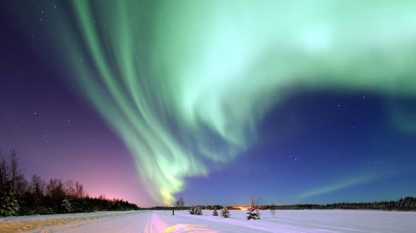 Обои на рабочий стол Полярное сияние на Alaska, USA / Аляске, США