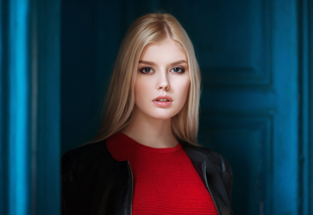 Обои для рабочего стола Модель Selena Verner, фотограф Maxim Maximov