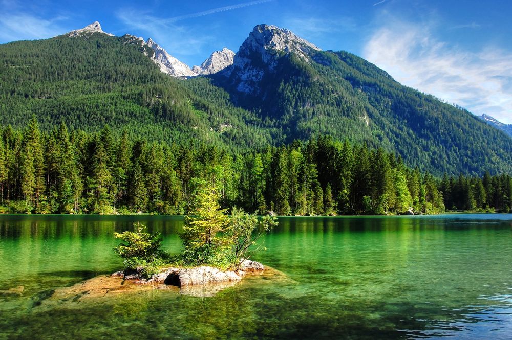 Обои для рабочего стола Озеро Hintersee, Bavaria, Germany / Хинтерзее, Бавария, Германия, на фоне гор, by kordi_vahle