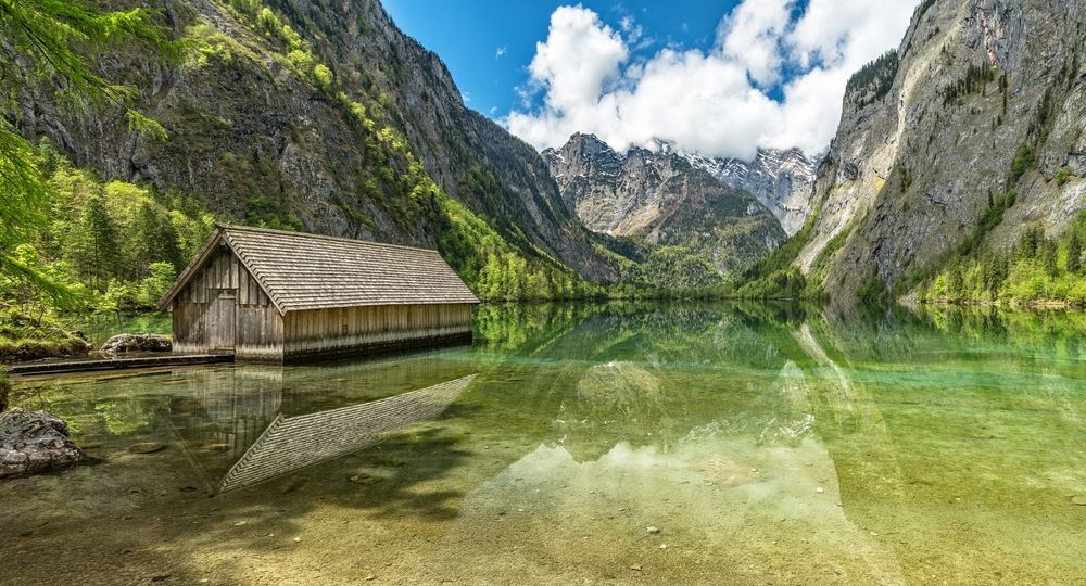Обои для рабочего стола Домик на озере в горах, Bavaria - Germany / Бавария - Германия, фотограф Achim Thomae