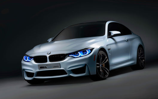 Обои на рабочий стол BMW M4 Concept Iconic Lights на сером фоне
