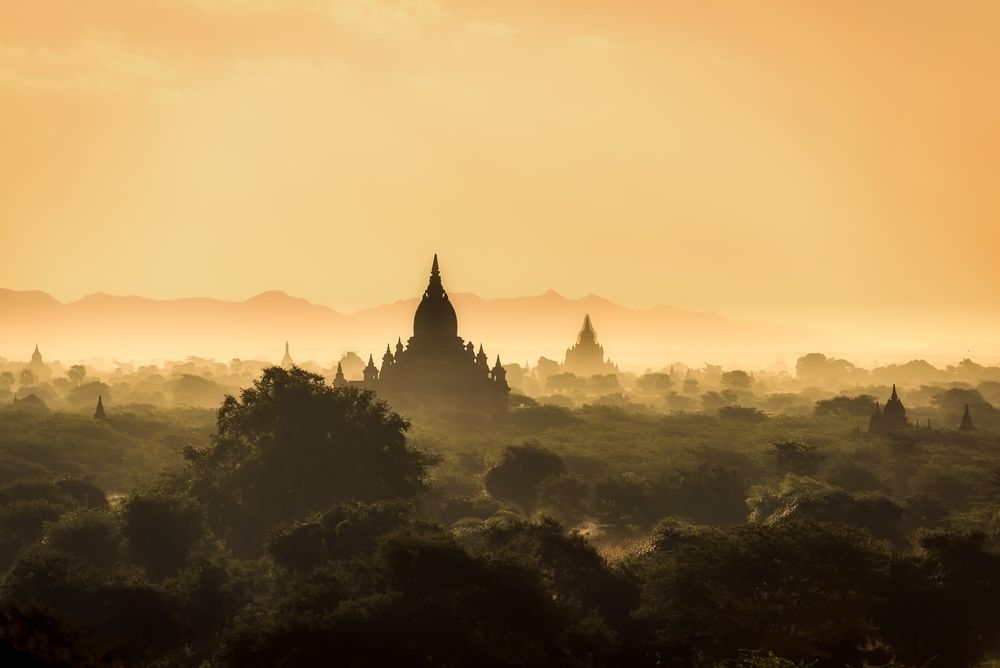 Обои для рабочего стола Природа и храмы, окутанные утренним туманом, Myanmar / Мьянма, by 12019