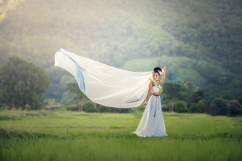 Невесты в длинных платьях