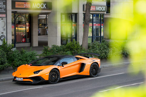 Обои на рабочий стол Lamborghini Aventador LP 750-4 Super Veloce Roadster на дороге, by JB