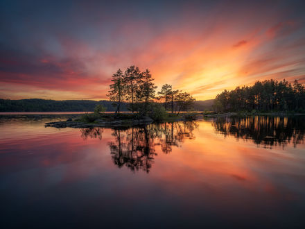Обои на рабочий стол Закат на Рингерике / Ringerike в Норвегии / Norway, фотограф Ole Henrik Skjelstad