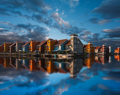 Обои на рабочий стол Красочные скандинавские здания города Reitdiep, Groningen, Netherlands / Reitdiep в Гронингене, Нидерланды. Фотограф Remo Scarfо