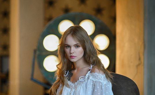 Обои на рабочий стол Модель Анастасия Щеглова, фотограф Dmitry Levykin