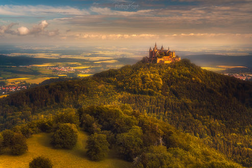 Обои на рабочий стол Красивый вид на Hohenzollern Castle, Germany / Замок Гогенцоллерн, Германия, фотограф Bartomiej Koczak