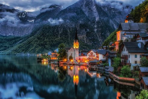 Обои на рабочий стол Вечерний вид у озера на Hallstatt, Austria / Гальштатт, Австрия, фотограф Сергей Давыдов